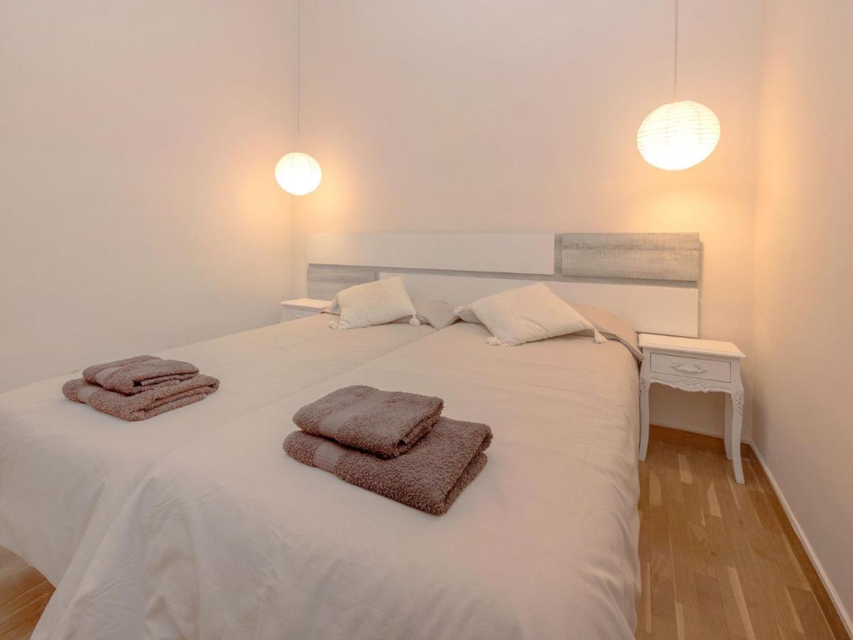 Apartment Eixample Esquerre Arago Rocafort By Interhome Barcelona Eksteriør billede